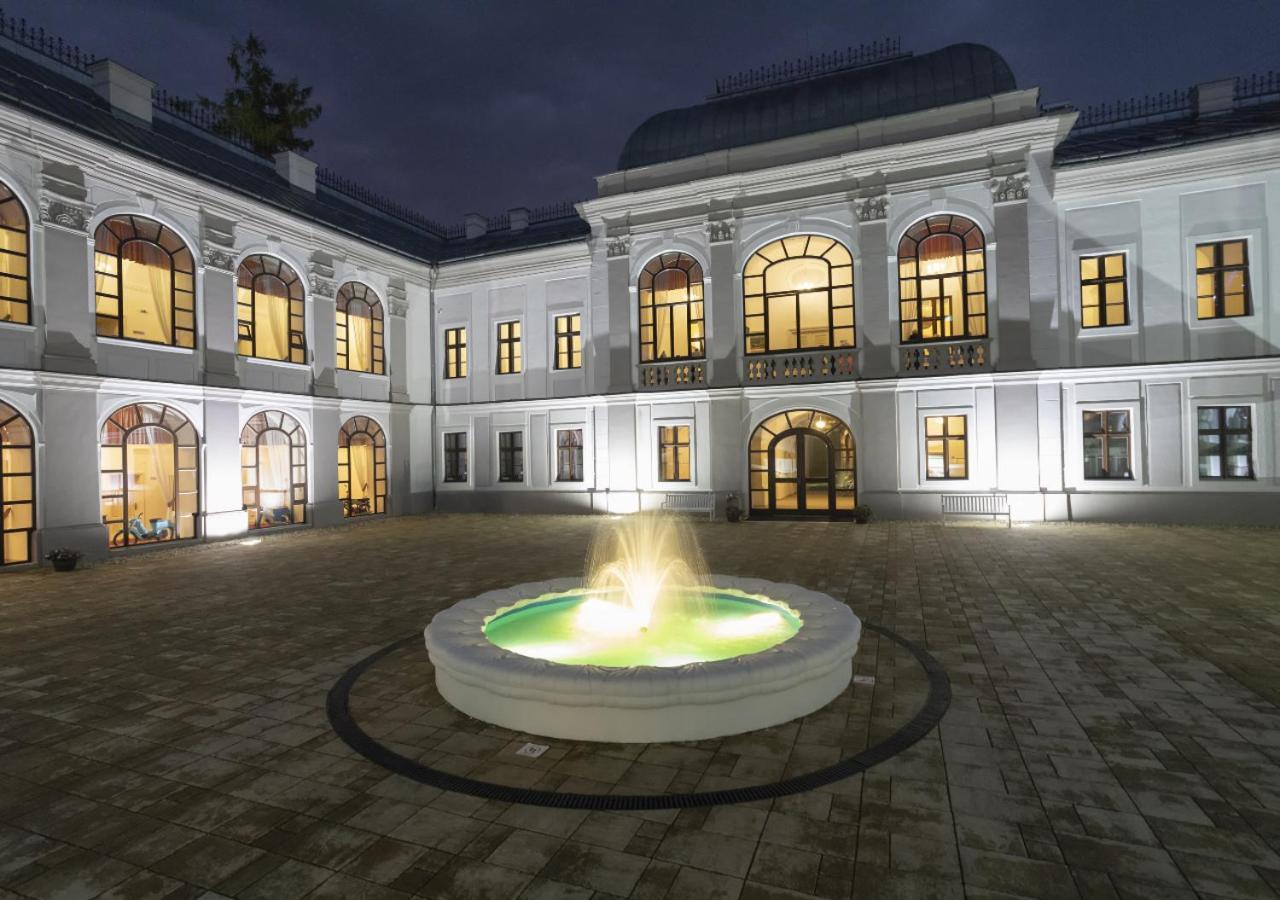 Hotel Gino Park Palace Povazska Bystrica Exterior photo