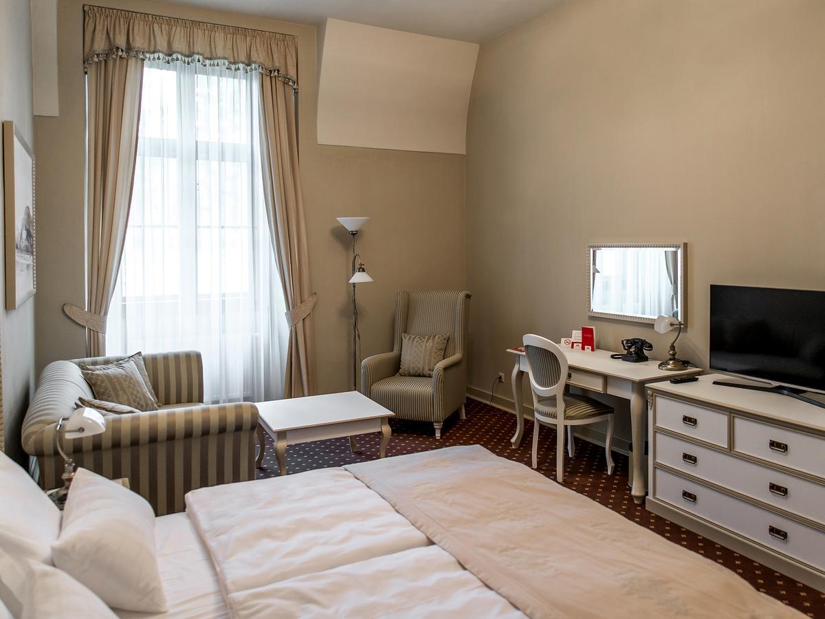 Hotel Gino Park Palace Povazska Bystrica Exterior photo