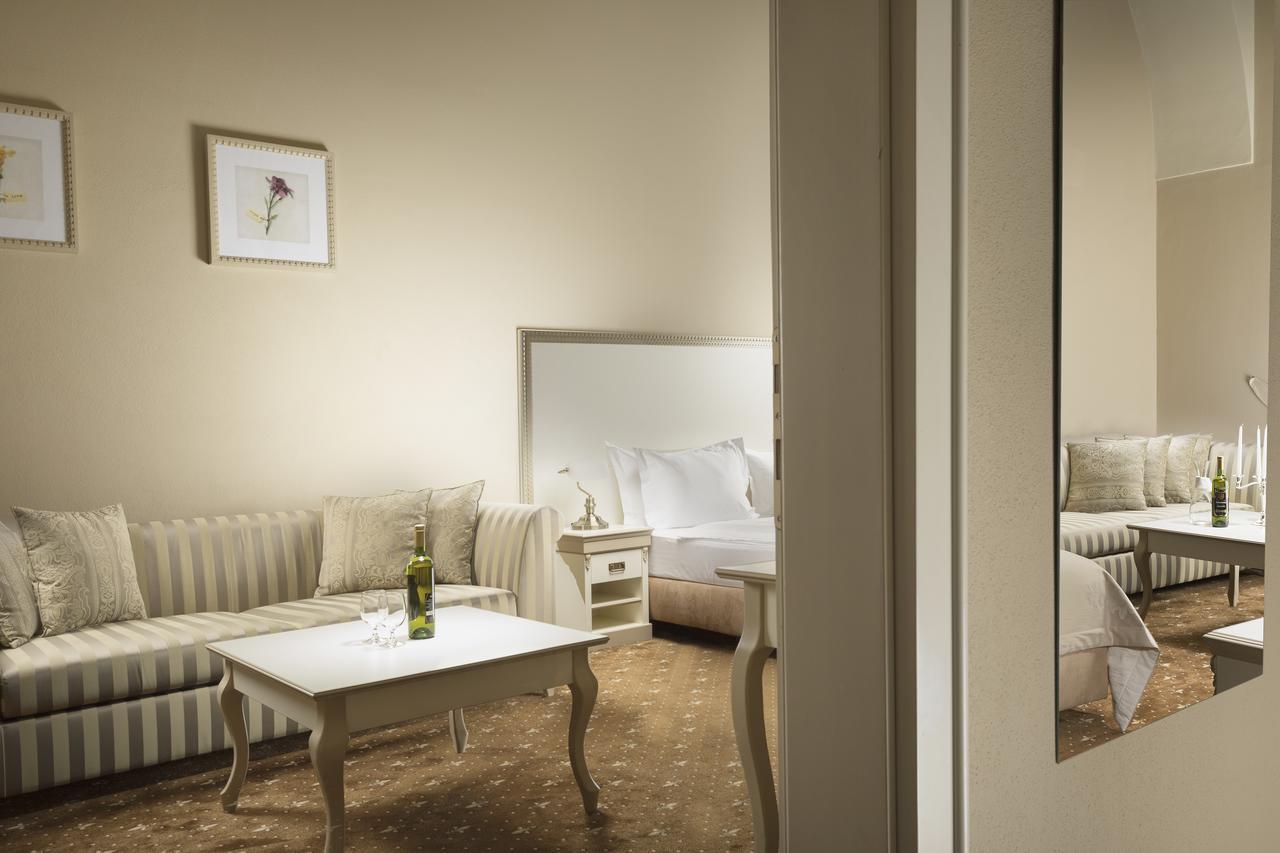 Hotel Gino Park Palace Povazska Bystrica Exterior photo